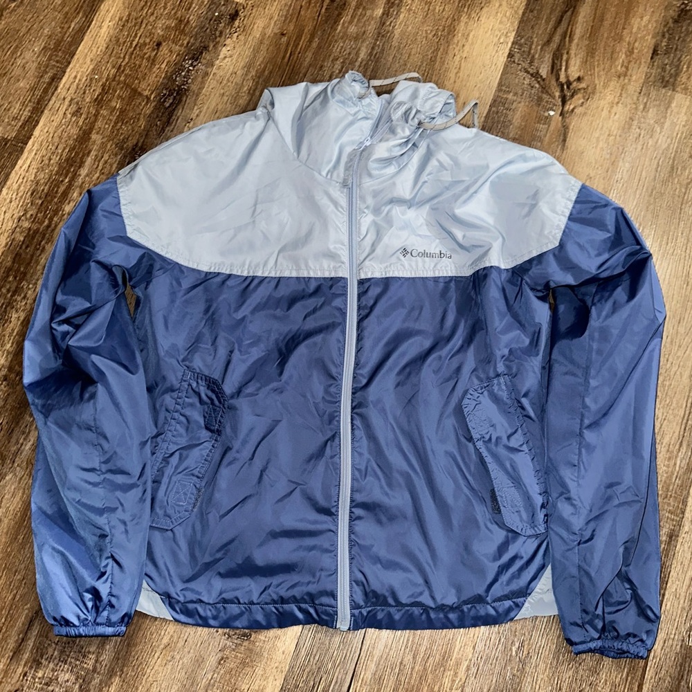 Columbia Blue  Windbreaker Lightweight Jacket